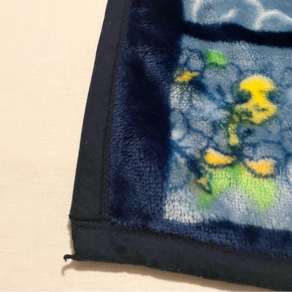 Vintage Tweety Bird Blanket 57” x 41.5” Flowers - Picture 10 of 16